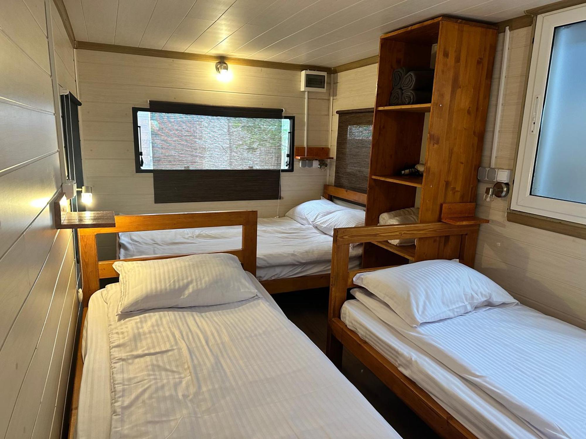 Hotel Cozyvan Каравана Под Наем Sosopol Exterior foto